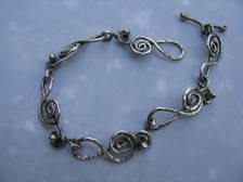 Treble Clef Link Bracelet